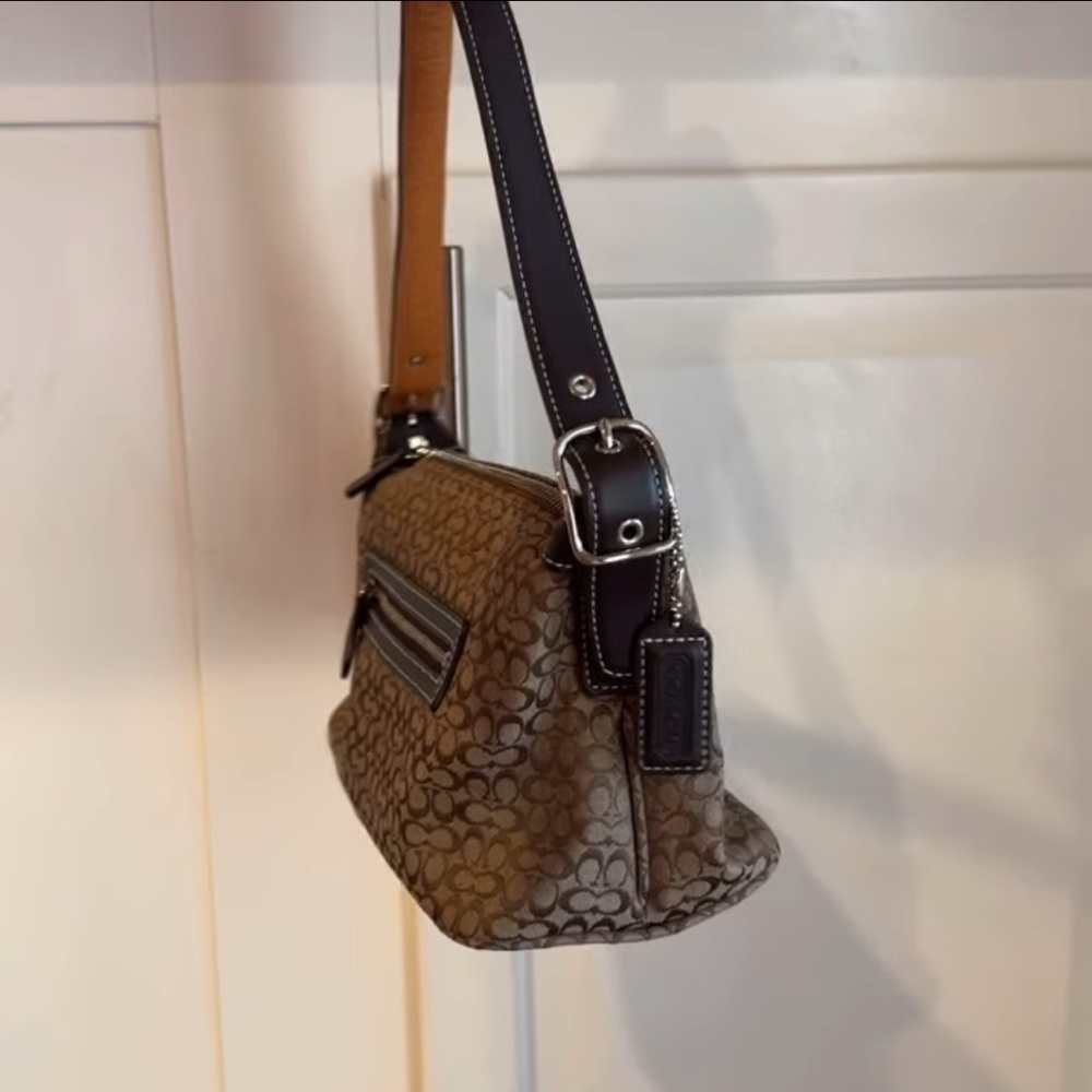Vintage coach authentic bag in perfect condition